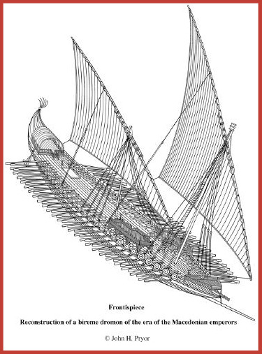 Model „dromónu“ (cca 10. století) o dvou řadách vesel a dvou stěžních, formy galéry používané mimo jiné k chrlení řeckého ohně, který byl vrhán nejčastěji z přídě takové lodi, na níž bylo umístěno „falešné patro“ skrývající samotný mechanismus vrhače.
